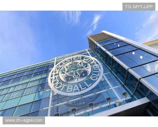 英超球队外套的设计与品牌合作 英超球队外套的设计与品牌合作